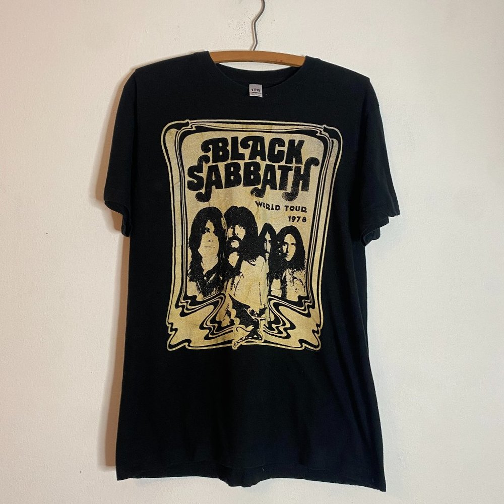 2005 Black Sabbath World Tour Graphic T-Shirt Black Size Medium Y2K